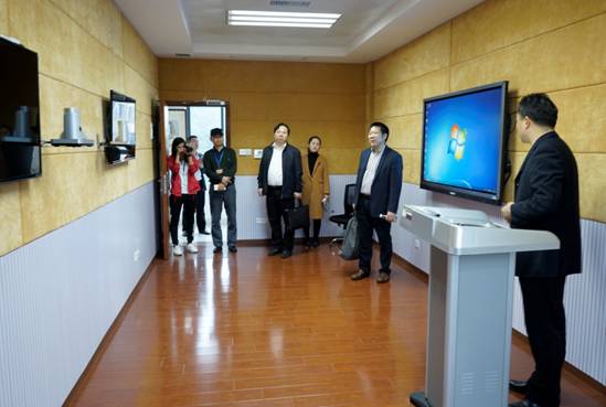 C:\Users\HongQing\Desktop\20170330广东第二师范公司来中心\20170330广东第二师范公司来中心\_DSC3578.JPG